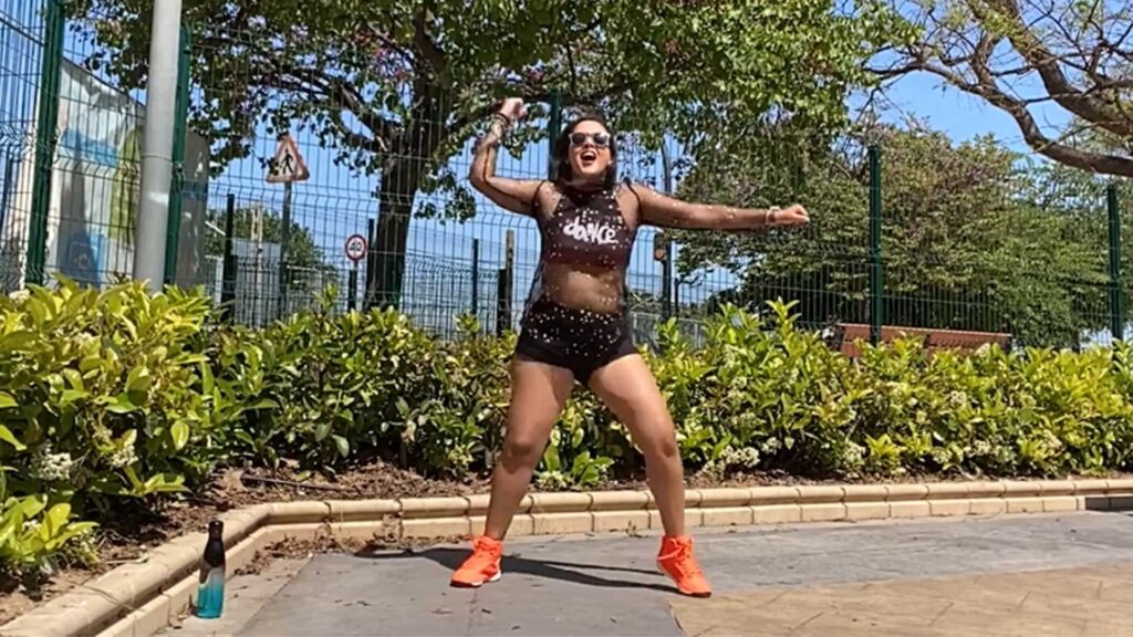 Aline’s Latest Zumba – 27th March